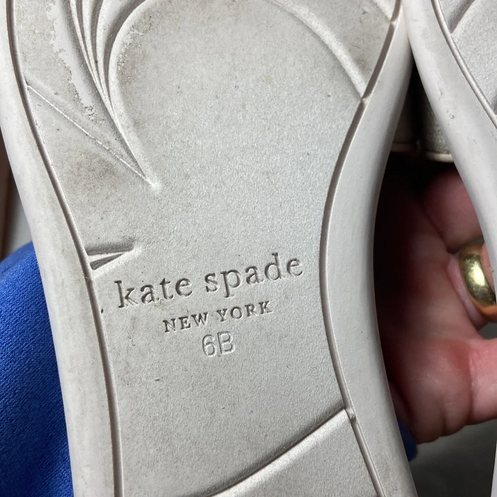 Like new Kate Spade Jute Seraphina Green Daisy Bumble Bee Slide Sandals